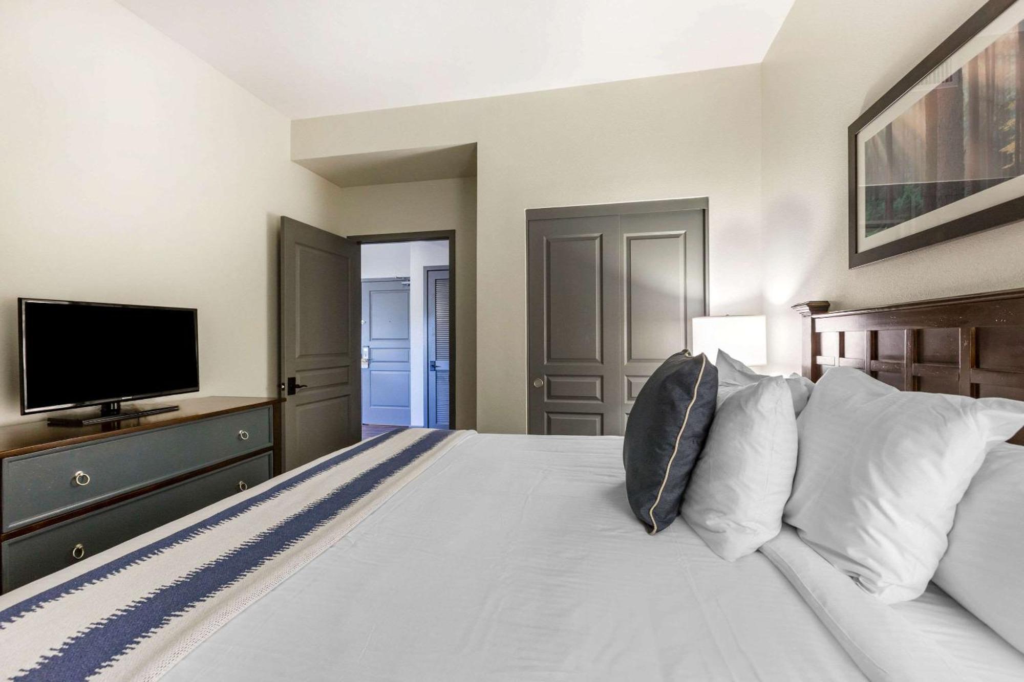 Bluegreen Vacations Big Bear Village, Ascend Resort Collection Big Bear Lake Exterior photo